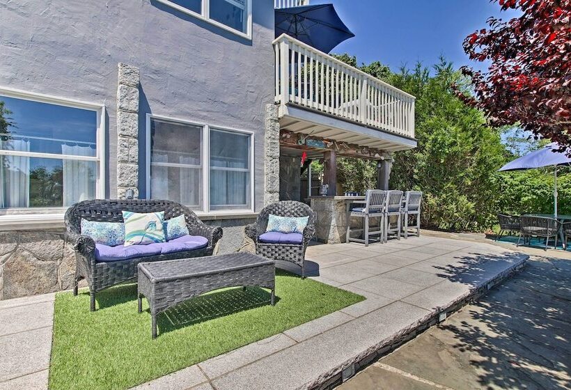 Deluxe Waterford Home W/ Views, Outdoor Bar & More