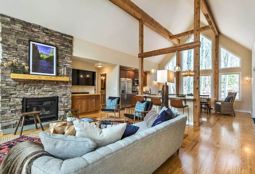 Designer Home W/ Fire Pit ~ 70 Steps To Slopes!