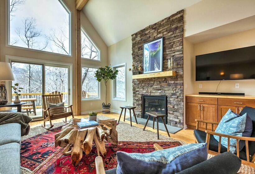 Designer Home W/ Fire Pit ~ 70 Steps To Slopes!