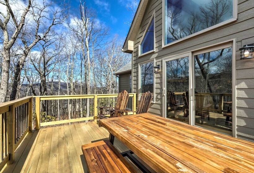 Designer Home W/ Fire Pit ~ 70 Steps To Slopes!