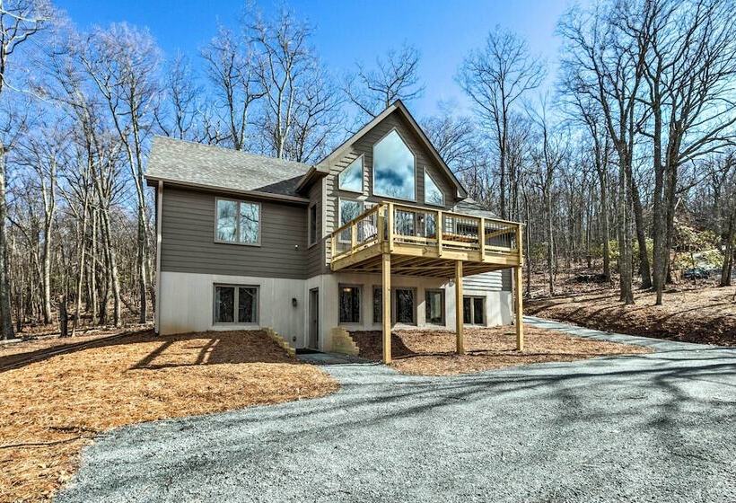 Designer Home W/ Fire Pit ~ 70 Steps To Slopes!