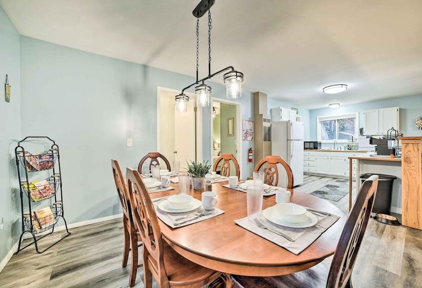 Dog Friendly Harrison Retreat W/ Grill & Fire Pit!