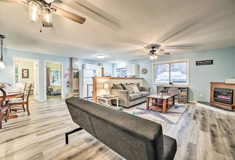 Dog Friendly Harrison Retreat W/ Grill & Fire Pit!