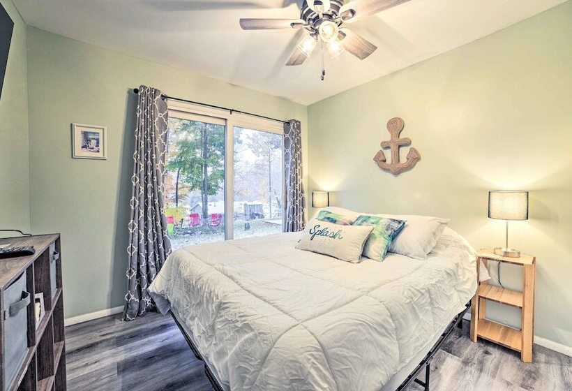 Dog Friendly Harrison Retreat W/ Grill & Fire Pit!