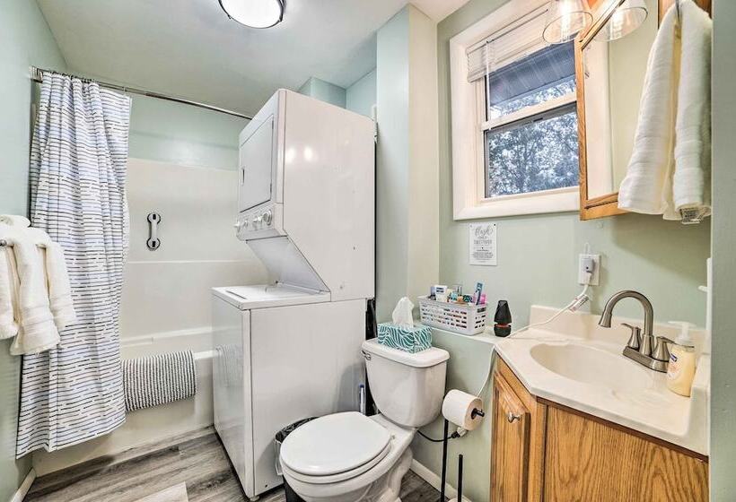 Dog Friendly Harrison Retreat W/ Grill & Fire Pit!