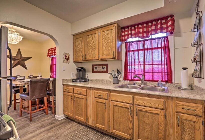 Downtown Cedar City House < 1/2 Mi To Suu Campus!