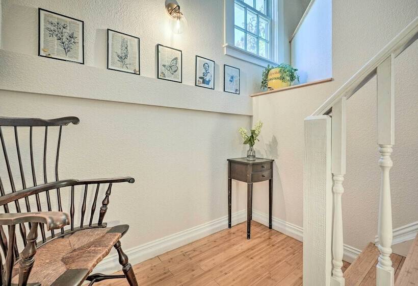 Downtown Nevada City 1900 Victorian Retreat!