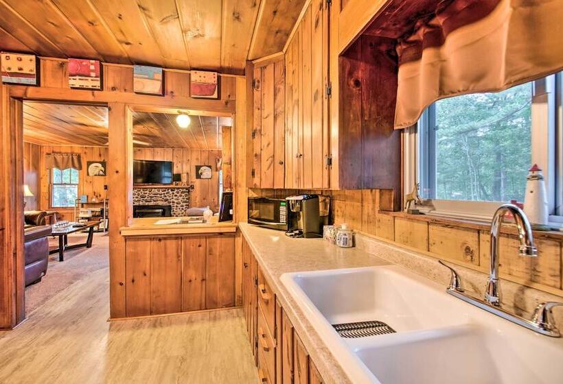 East Tawas Cabin W/ Deck, Backyard & Fire Pit!