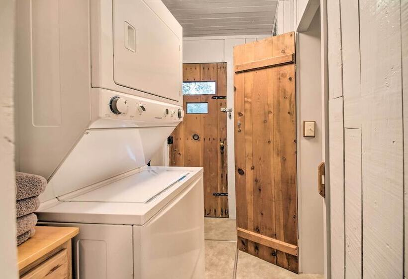 East Tawas Cabin W/ Deck, Backyard & Fire Pit!