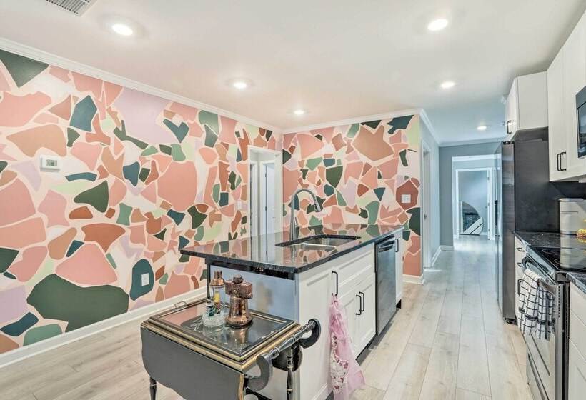 Eclectic Atlanta Abode < 3 Mi To Downtown!