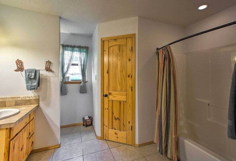 Emory Escape W/ Pond Access < 13 Mi To Lake!