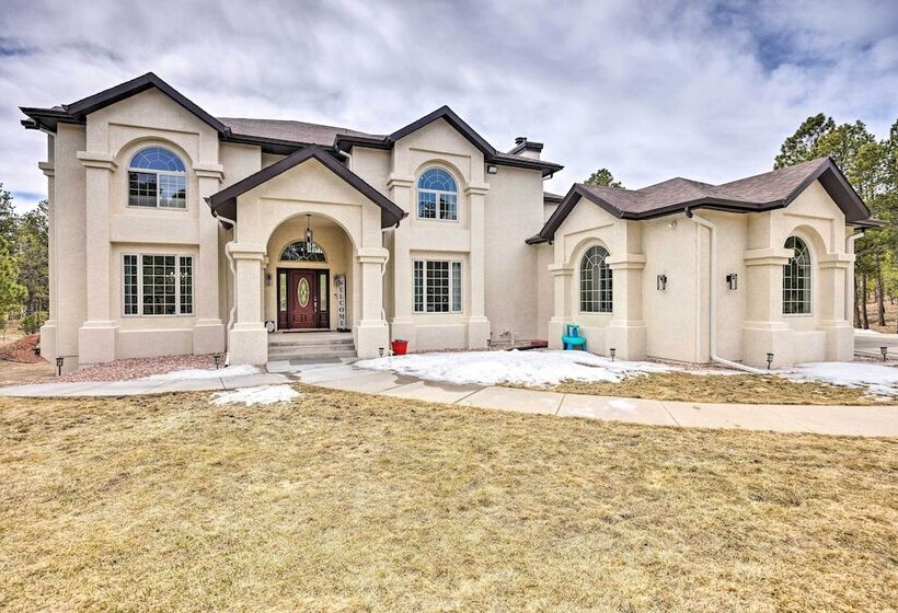 Estate W/ Indoor Pool & Decks ~ 25 Mi To Dtwn