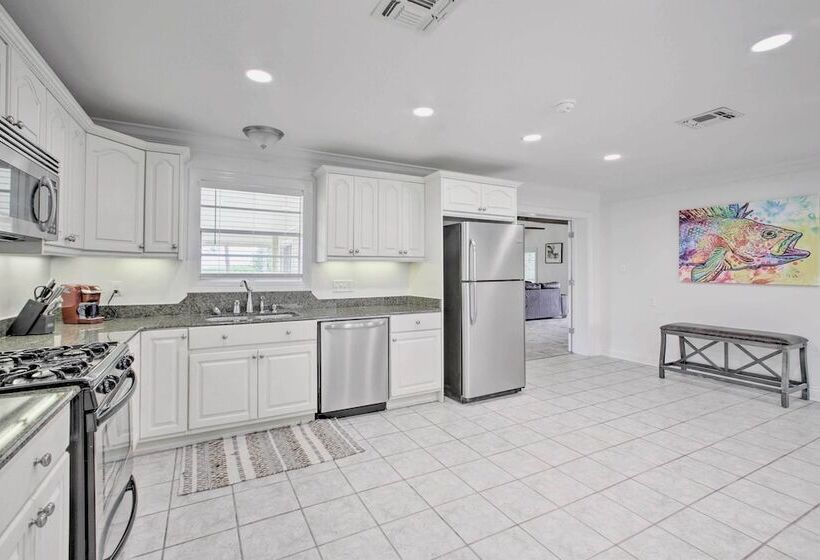 Theriot  Camp Outdoor Dreaming  Retreat W/ Dock!