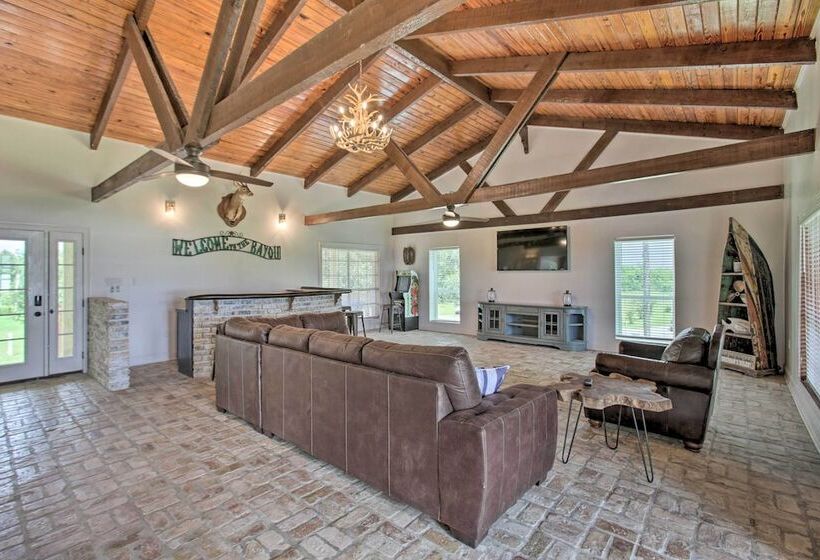 Theriot  Camp Outdoor Dreaming  Retreat W/ Dock!