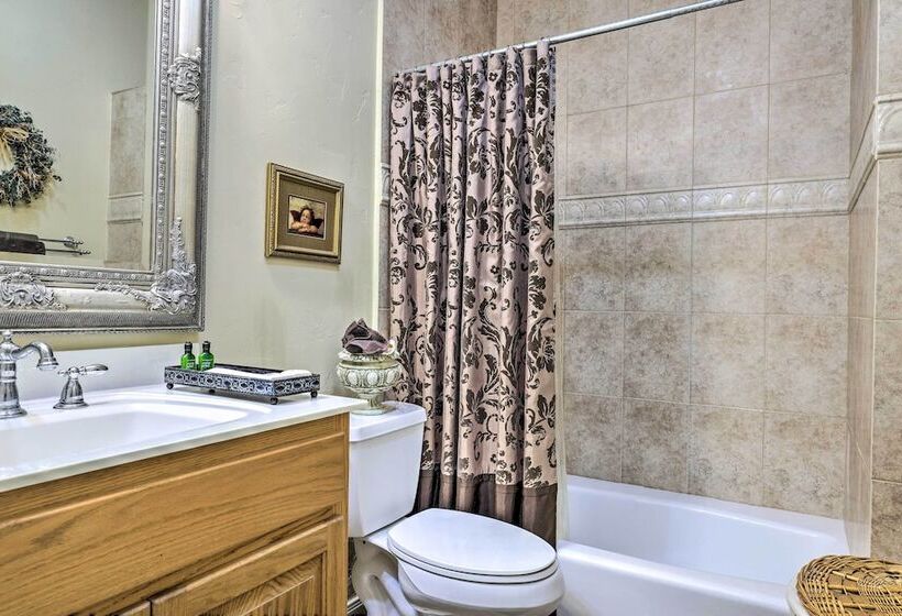 Extravagant 4,500 Sq Ft Home In Hill Country!