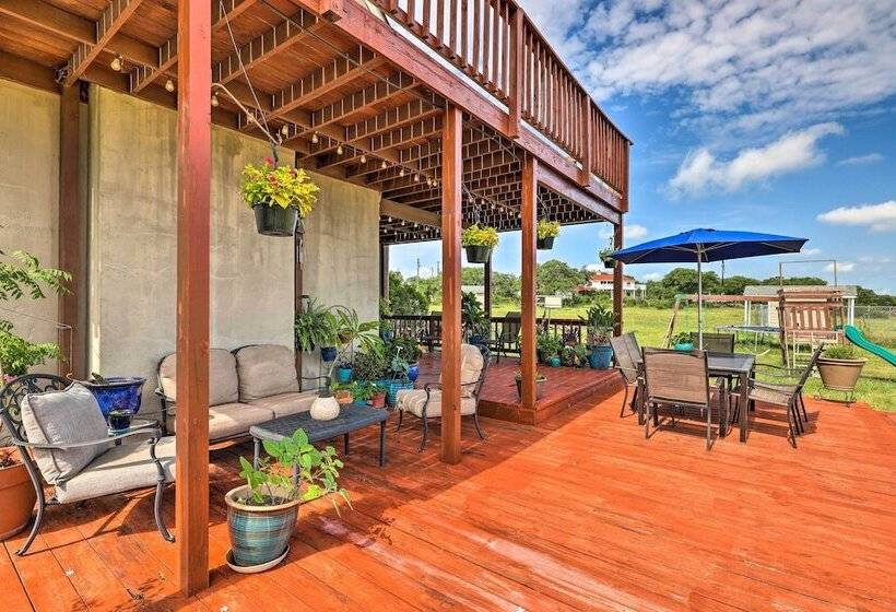 Extravagant 4,500 Sq Ft Home In Hill Country!