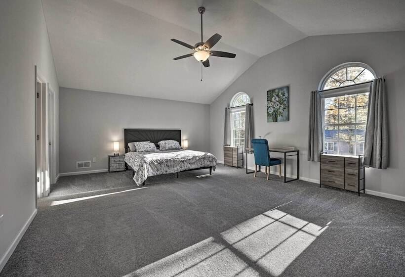 Family Friendly Arrowhead Lake Home W/ Kayak!