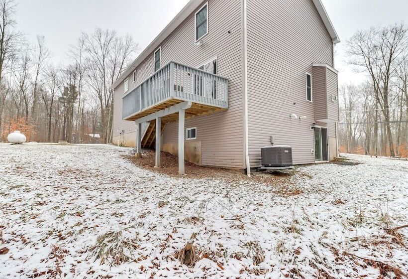 Family Friendly Arrowhead Lake Home W/ Kayak!