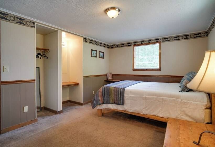 Lakefront Cabin In Dandridge W/ Fire Pit & Grill!