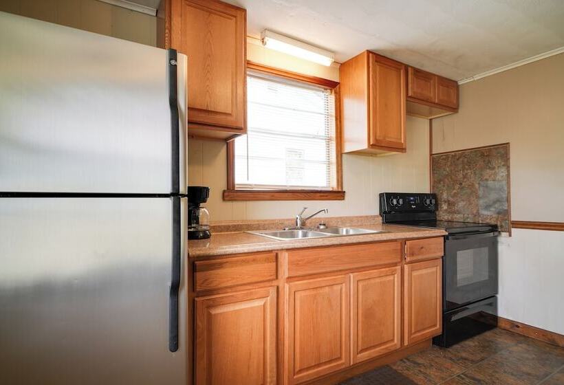 Lakefront Cabin In Dandridge W/ Fire Pit & Grill!