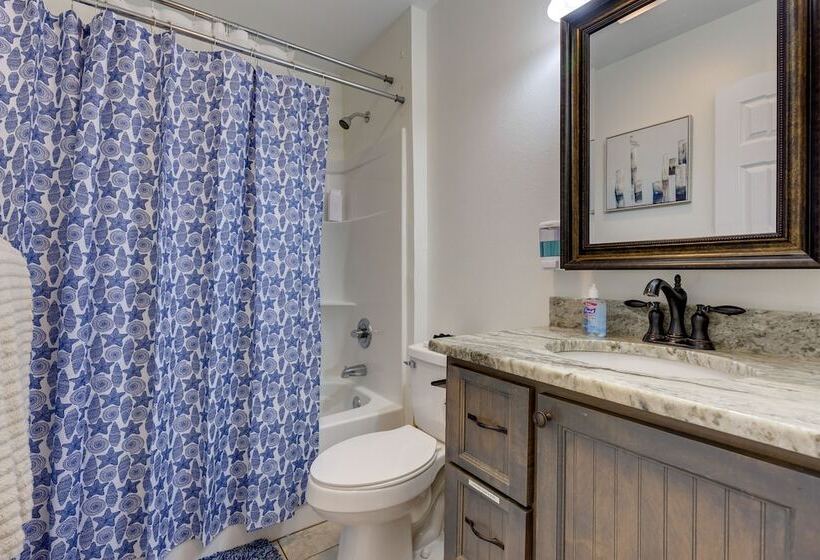 Ocean Springs Beach House W/ Saltwater Pool!