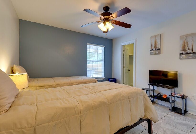 Ocean Springs Beach House W/ Saltwater Pool!