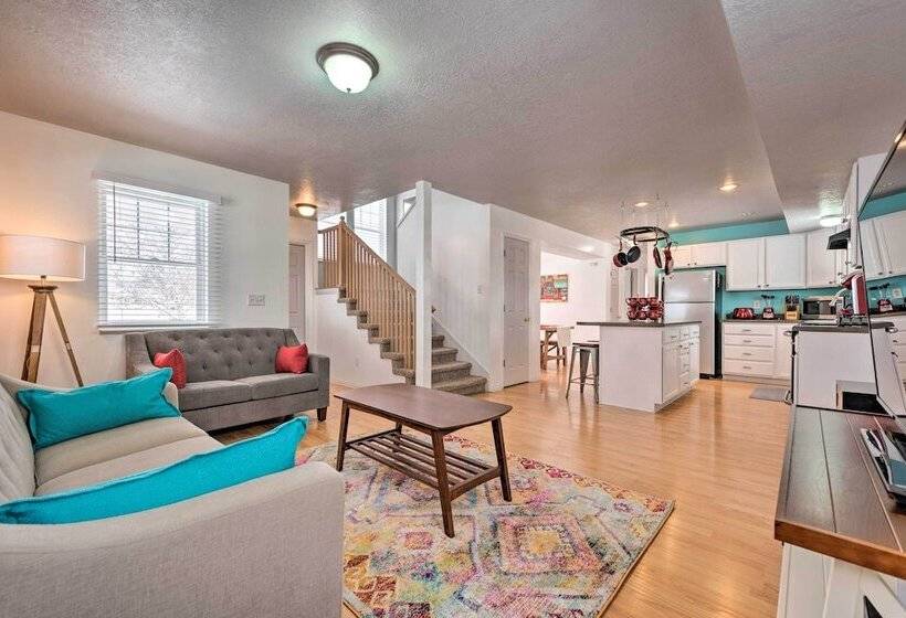 Family Friendly Logan Farmhouse W/ Yard & Near Usu