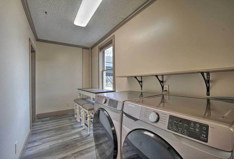 Family Friendly Retreat < 1 Mi To Lake George