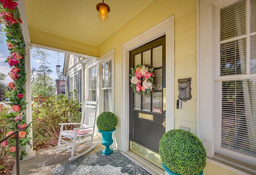 The Pink Azalea    Tyler Home W/ Yard + Patio!