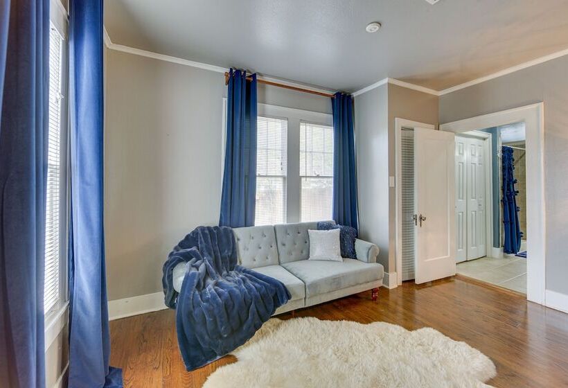 The Pink Azalea    Tyler Home W/ Yard + Patio!