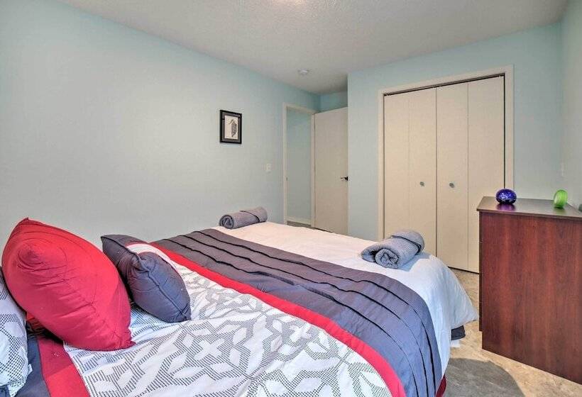 Family Home On Crystal Lake W/ Private Beach!