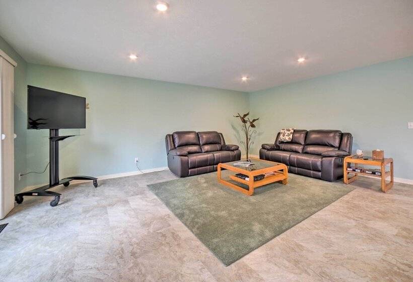 Family Home On Crystal Lake W/ Private Beach!