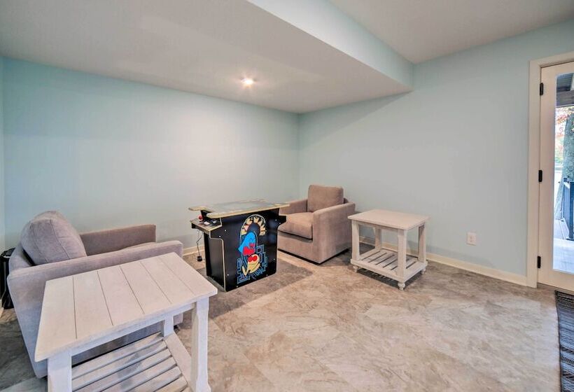 Family Home On Crystal Lake W/ Private Beach!