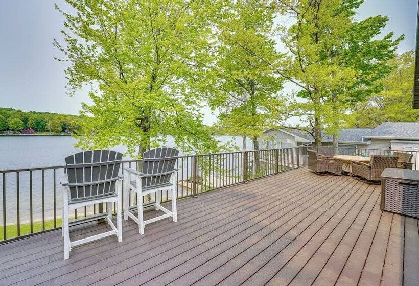 Family Home On Crystal Lake W/ Private Beach!