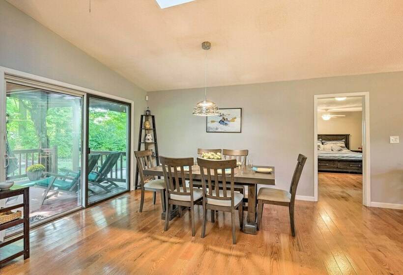 Family Friendly Brookville Home W/ Hot Tub!