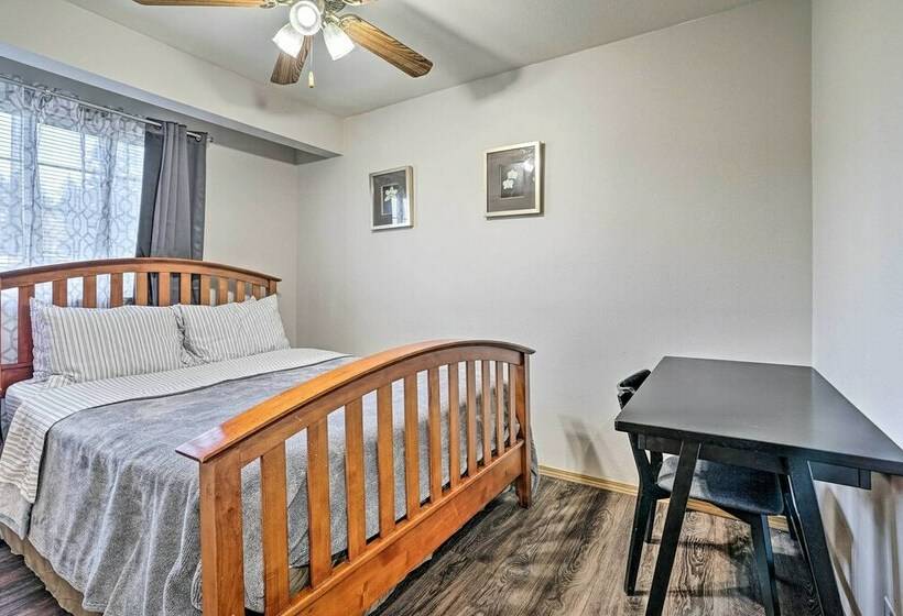 Familyfriendly Everett Home Near Puget Sound