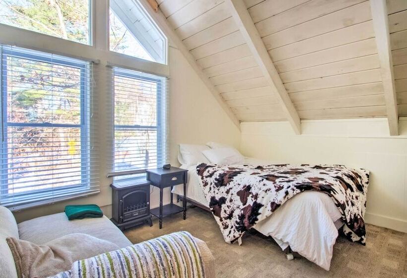 Gilford Cabin   2 Mi To Gunstock Mountain Resort!