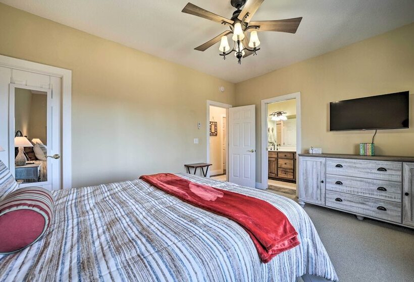 Glenville Serenity Lodge  Cabin: Lake Views!