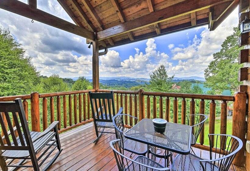 River Access & Game Room: Piney Creek Cabin!