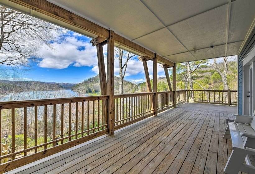 Deck + Lake Views: Grand Glenville Retreat