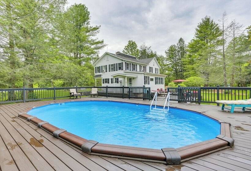 Hot Tub, Game Room: Greentown Home Near State Park