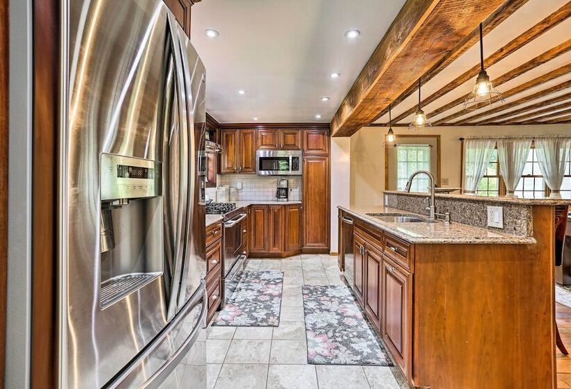 Hot Tub, Game Room: Greentown Home Near State Park