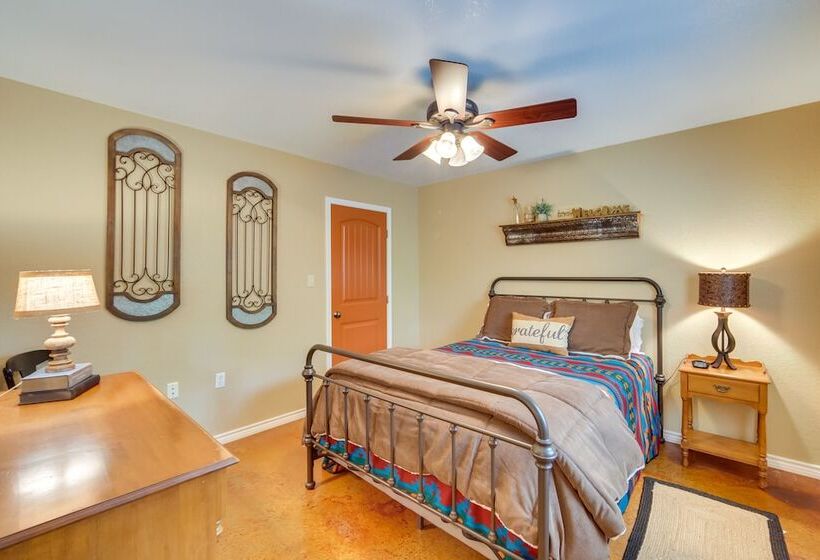 Guest House  92 Acre Buffalo Hideaway W/ Rec Barn