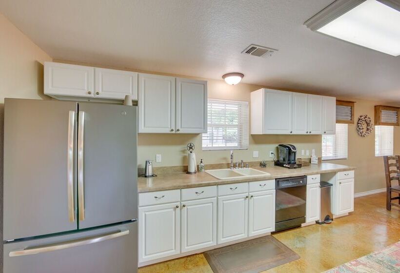 Guest House  92 Acre Buffalo Hideaway W/ Rec Barn