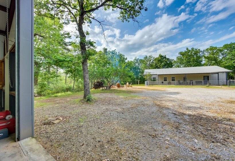 Guest House  92 Acre Buffalo Hideaway W/ Rec Barn