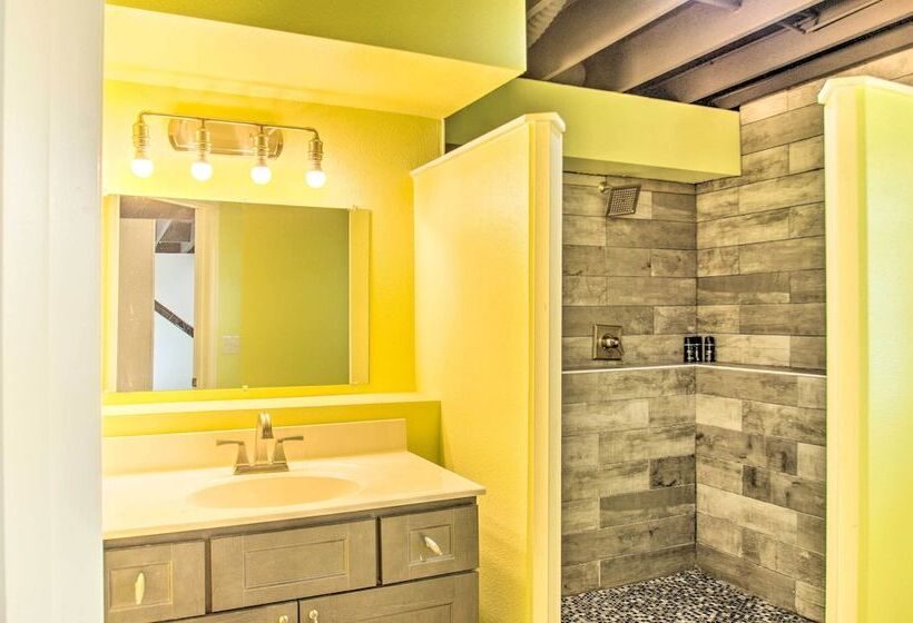 Harrisonburg Retreat W/ Hot Tub ~ 2 Mi To Jmu