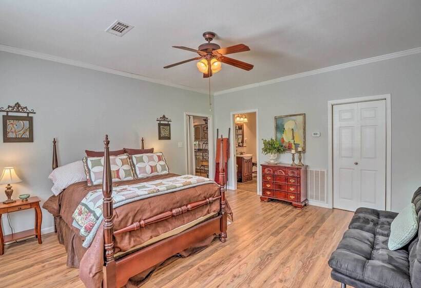 Heavenly Heber Springs Hideaway: Fish & Hike!