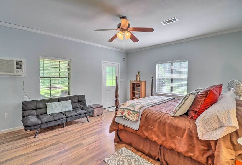 Heavenly Heber Springs Hideaway: Fish & Hike!