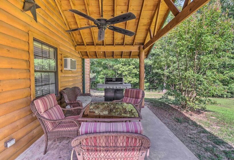 Heavenly Heber Springs Hideaway: Fish & Hike!