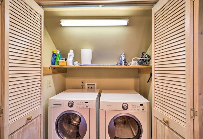 Hilltop Hideaway  Cabin W/ Porch + Fire Pit!